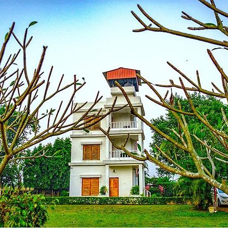 Raktokorobi Karu Gram Otel Sri Niketan Dış mekan fotoğraf