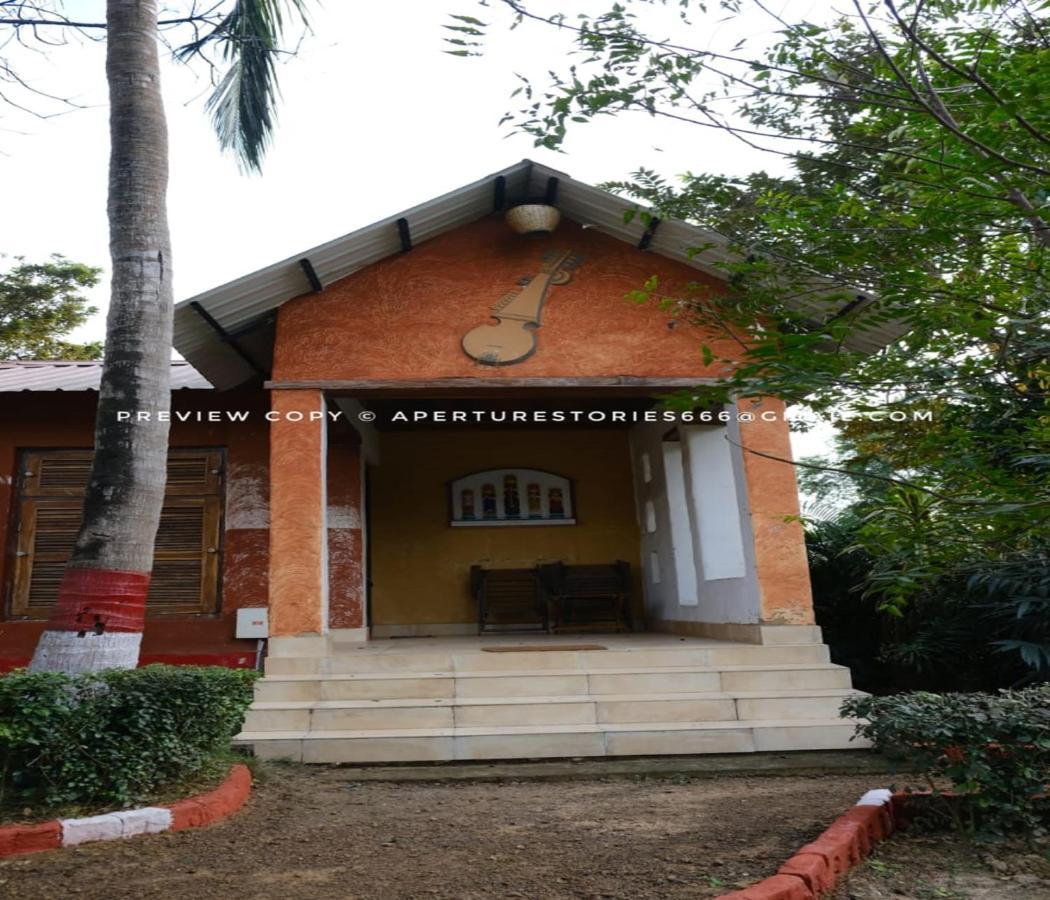 Raktokorobi Karu Gram Otel Sri Niketan Dış mekan fotoğraf